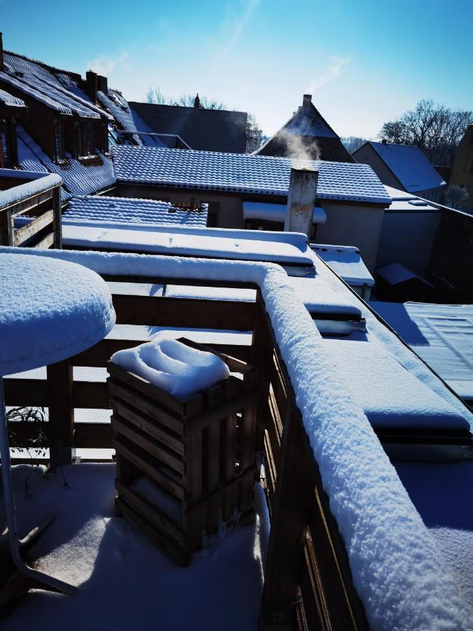 Gemütliche Dachwohnung mit oder ohne Dampfsauna mit Dachterrasse nebeneinander Wolmirstedt Exterior foto